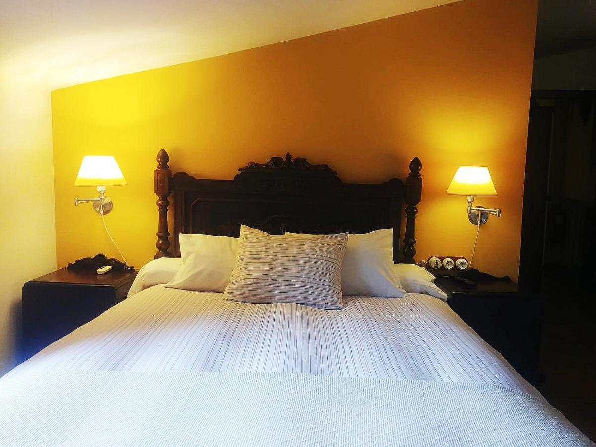 La Troje Oropesana Guest House Bagian luar foto