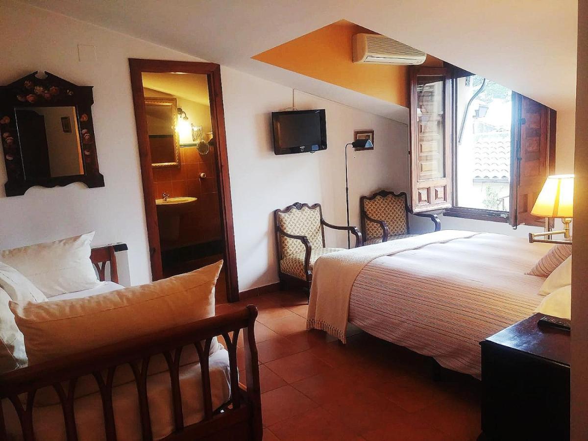 La Troje Oropesana Guest House Bagian luar foto